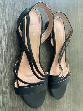 NWOT!! Ladies Wnuuy brand black sandals! Size 11/43. Very comfy! $30. Bin 63.